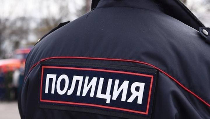 Башкирские полицейские силой увезли двух детей за нарушение комендантского часа - vesti.ru - республика Башкирия - Нефтекамск
