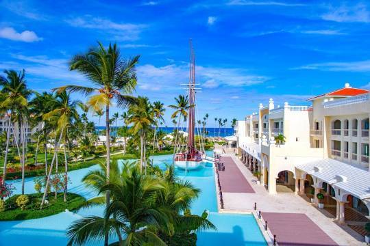 Некоторые отельеры в Доминикане уже готовят свои отели к новому сезону - versia.ru - Доминиканская Республика