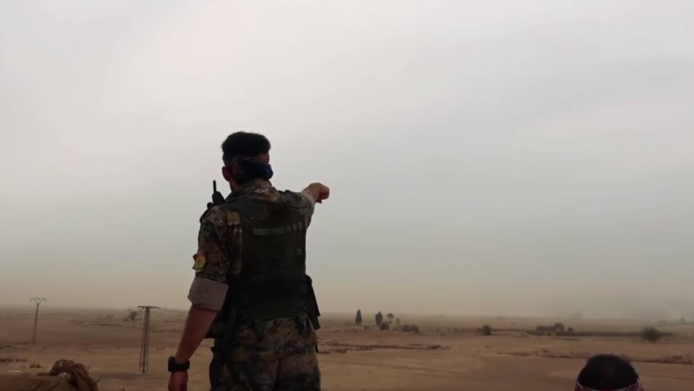 Ахмад Марзук (Ahmad Marzouq) - Сирия новости 17 апреля 19.30: неизвестные застрелили мужчину в Дейр-эз-Зоре, SDF провели аресты в лагере для беженцев в Хасаке - riafan.ru - Сирия - Игил - Ирак - Минздрав