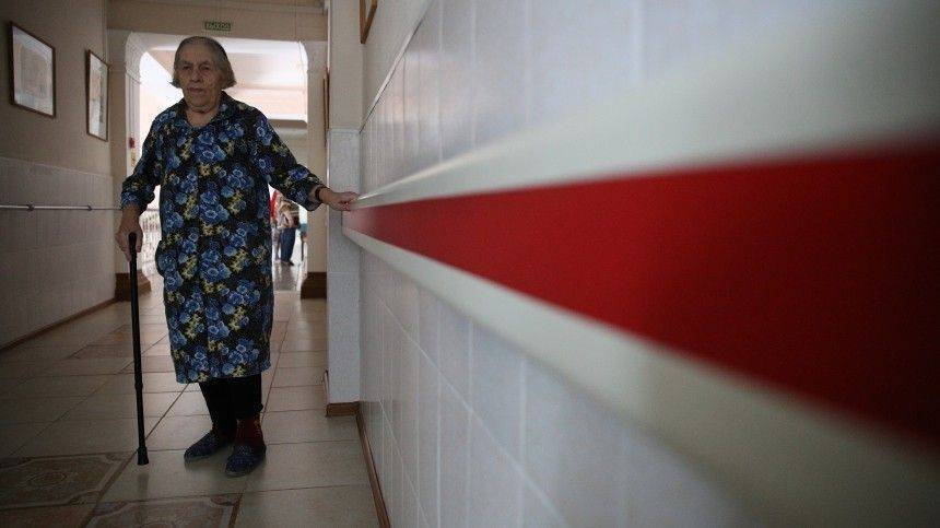 Студенты московской и петербургской академий СК помогают пожилым людям в условиях пандемии - 5-tv.ru - Россия