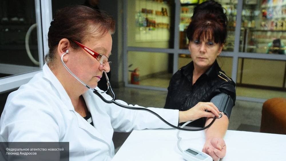 Роструд объяснил, почему ФСС выплачивает деньги врачам с подтвержденным COVID-19 - nation-news.ru - Россия
