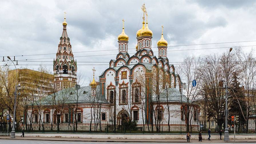 Нахождение возле церквей в Москве могут расценить как нарушение режима изоляции - gazeta.ru - Москва