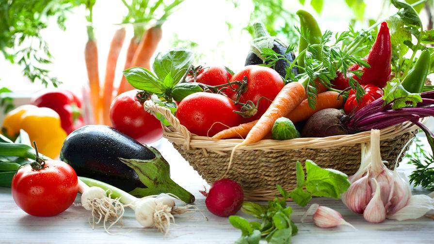 Диетологи рекомендуют чаще есть овощи и фрукты во время самоизоляции - gazeta.ru