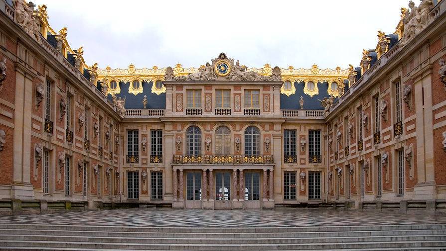 Во Франции подростки попытались проникнуть в Версальский дворец - gazeta.ru - Франция
