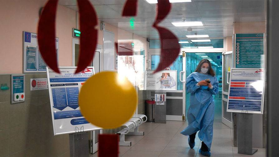 На Сахалине выздоровел 80-летний пациент с коронавирусом - gazeta.ru - Россия - Сахалинская обл.