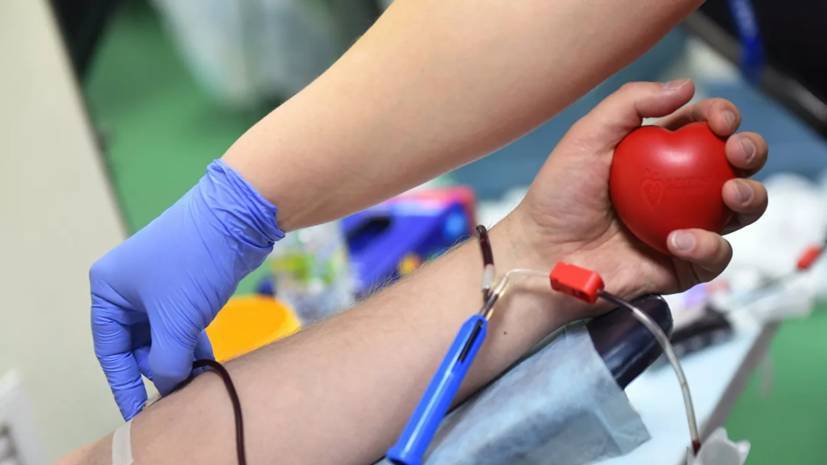 В Москве установили выплаты донорам крови с антителами к коронавирусу - russian.rt.com - Москва