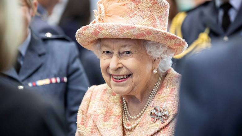 королева Елизавета II (Ii) - Королева Великобритании впервые отменила салют в честь своего дня рождения - newizv.ru