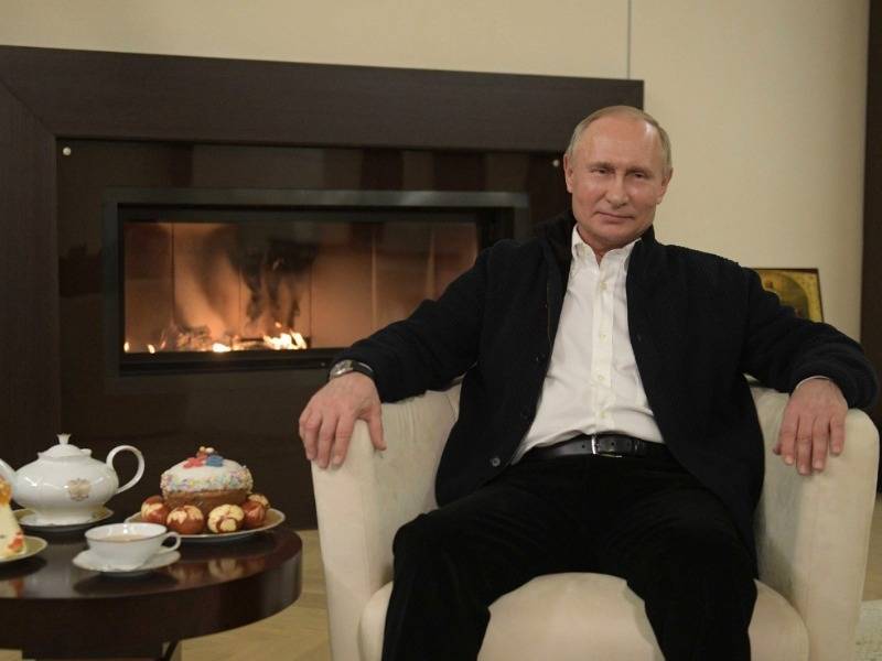 Владимир Путин - Путин заявил о "здоровой, сильной экономике", позволяющей бороться с эпидемией - sobesednik.ru - Россия