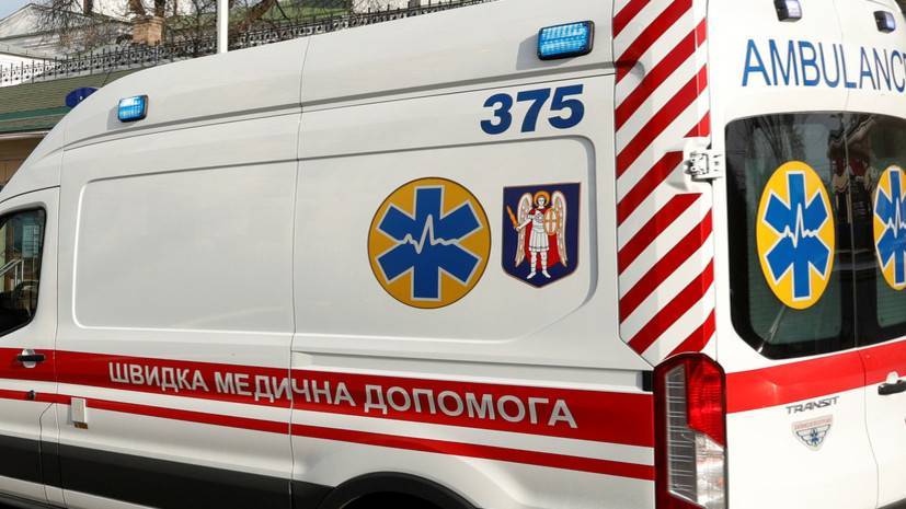 Максим Степанов - Более 1000 медиков на Украине заразились коронавирусом - russian.rt.com - Украина