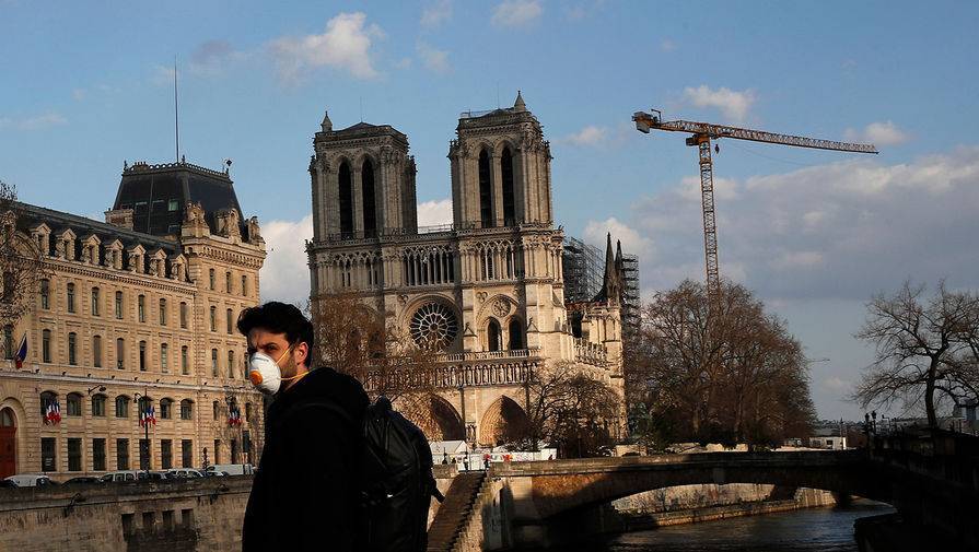В Париже нашли следы коронавируса в трубах с технической водой - gazeta.ru - Франция - Париж