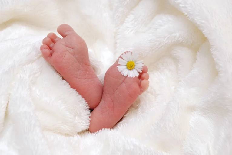 Родившегося при коронавирусе мальчика в Индии назвали Санитайзером - vm.ru - Индия