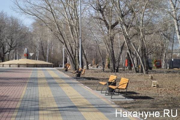 В Кургане заварили входы в парки, чтобы граждане не гуляли там во время режима полной самоизоляции - nakanune.ru - Курган
