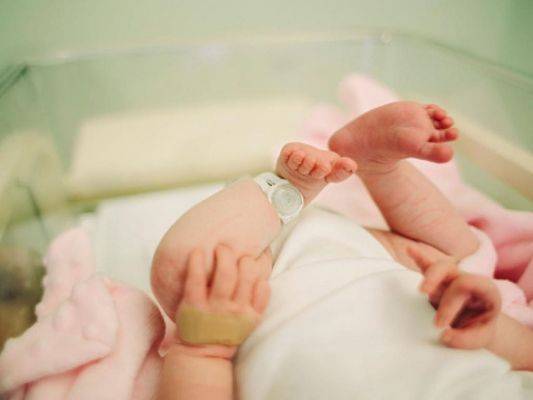 Соцсети: В Москве родился первый ребёнок с коронавирусом - eadaily.com - Москва - Самара