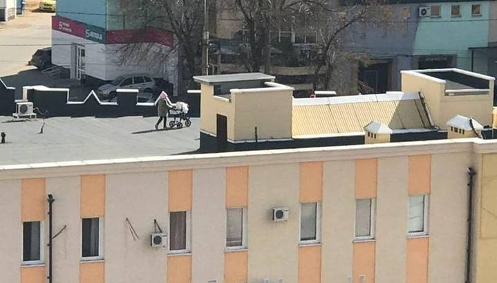 Новый тренд: люди на самоизоляции выходят гулять на крыши - vesti.ru - Липецк