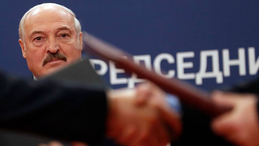 Александр Лукашенко - Лукашенко боится, что коронавирус используют как попытку поделить мир без войны - gazeta.ru - Белоруссия
