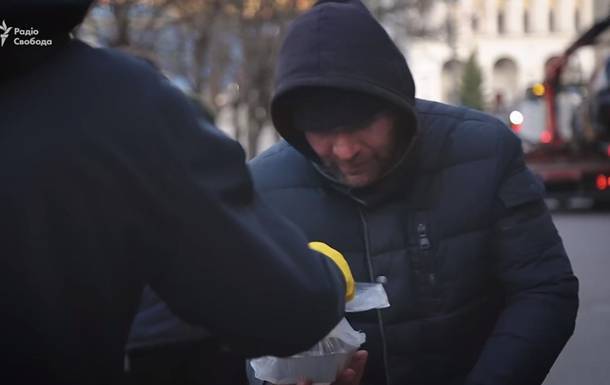 На видео показали киевских бездомных во время карантина - korrespondent.net - Киев