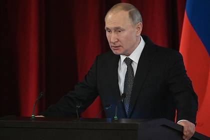 Владимир Путин - Путин объявил весь апрель нерабочим - lenta.ru - Россия