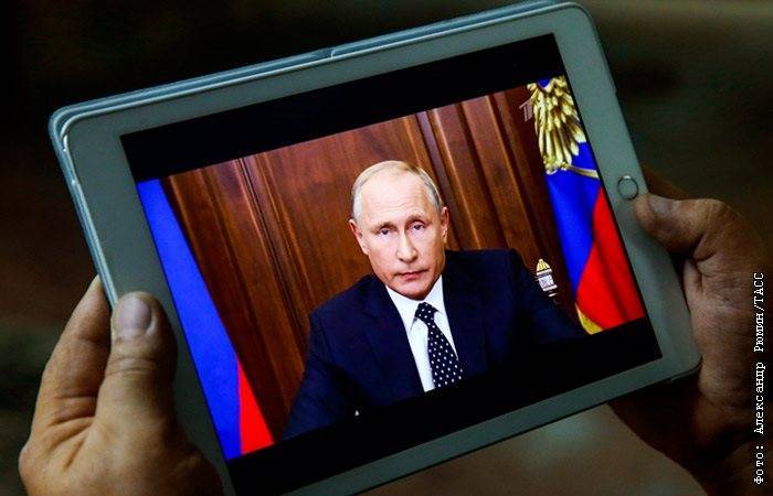 Владимир Путин - Александр Рюмин - Путин объявил о продлении нерабочей недели в России до 30 апреля - interfax.ru - Россия - Москва