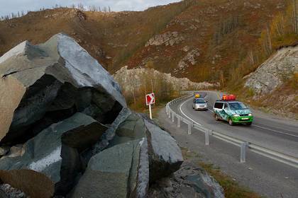В российском регионе задумали перегородить дороги от «коронавирусных» москвичей - lenta.ru - республика Алтай