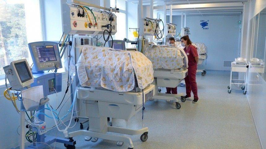 В Петербурге закрыли роддом из-за коронавируса у беременной пациентки - 5-tv.ru - Санкт-Петербург