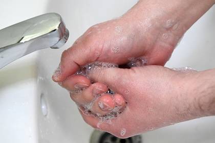 Оценена эффективность антибактериального мыла против коронавируса - lenta.ru