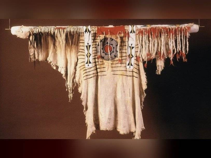 Личные вещи индейского вождя Вороньей Стопы будут возвращены из английского музея на его родину - polit.ru