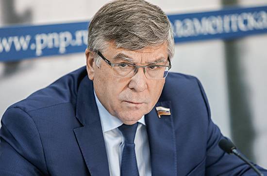 Валерий Рязанский - Сенаторы поддержат дополнительное финансирование Пенсионного фонда, заявил Рязанский - pnp.ru - Россия