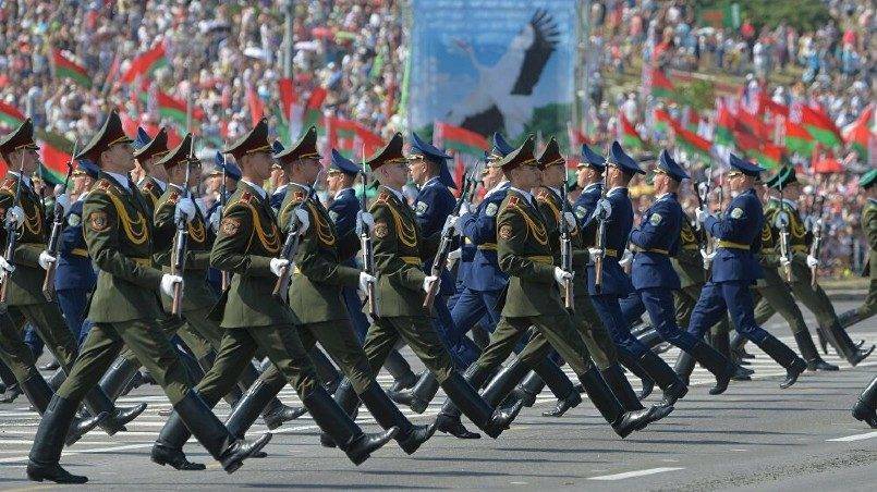 Виктор Хренин - В Минобороны Беларуси заявили о готовности провести парад 9 мая - rubaltic.ru - Белоруссия - Минск