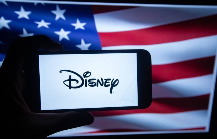 Роберт Айгер - Disney лишит зарплаты половину своих сотрудников - news.ru