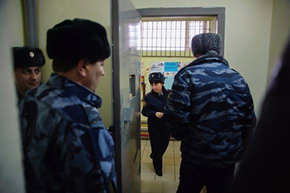 Татьяна Мерзлякова - Заключенных в случае вспышки COVID-19 в колониях смогут лечить в обычных больницах - znak.com - Свердловская обл.