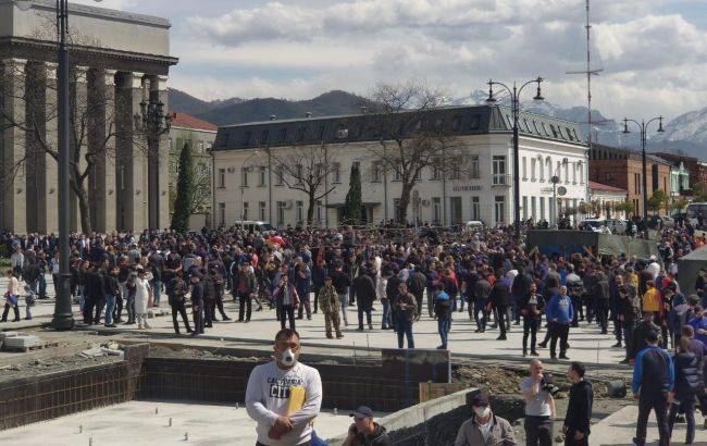 В России протестуют из-за карантина: демонстрантов разгоняет спецназ - rbc.ua - Россия - Украина - Владикавказ