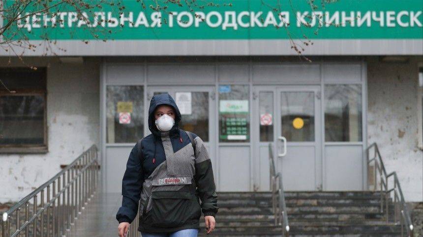 «Будто песок в груди»: Россияне с коронавирусом рассказали о первых симптомах - 5-tv.ru