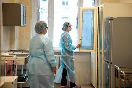 Жители Земли стали чаще одобрять действия властей по борьбе с коронавирусом - lenta.ru - Россия