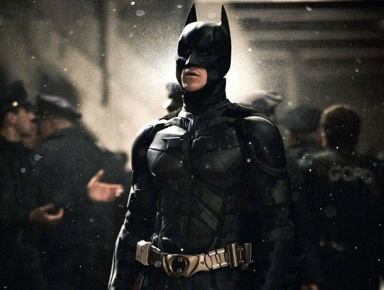 Роберт Паттинсон - Мэтт Ривз - Премьеру «Бэтмена» перенесли на 2021 год из-за пандемии - vm.ru