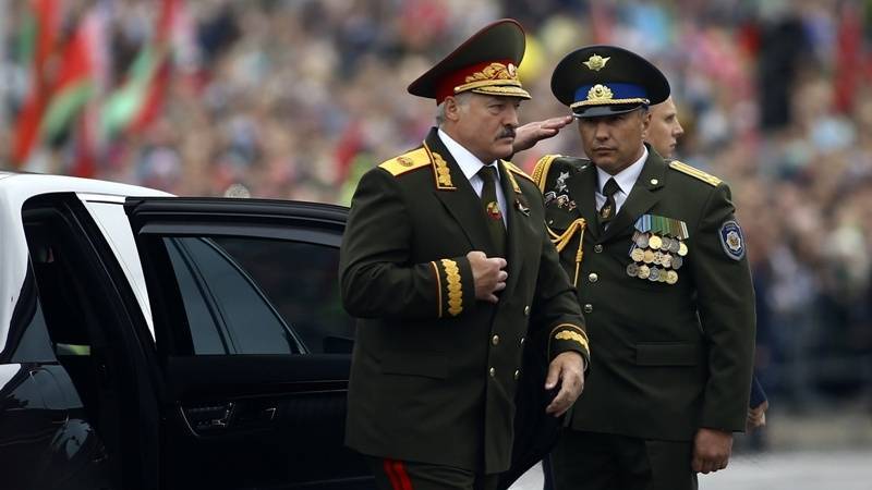 Наталья Кочанова - Почему Лукашенко не отменит парад 9 мая? - belsat.eu - Белоруссия - Польша