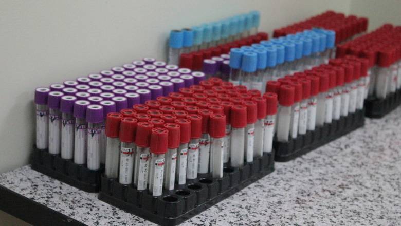 Мэтт Хэнкок - В Великобритании заявили об испытаниях вакцины от коронавируса на людях - newizv.ru - Англия
