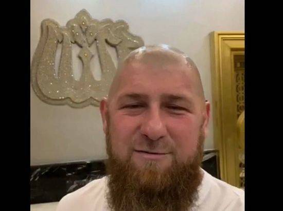Рамзан Кадыров - Кадыров побрился налысо в ответ на просьбы открыть парикмахерские - newtvnews.ru - республика Чечня