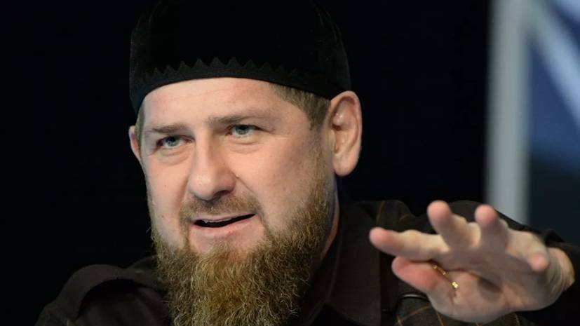 Рамзан Кадыров - Кадыров побрился налысо после просьб открыть парикмахерские - russian.rt.com - республика Чечня