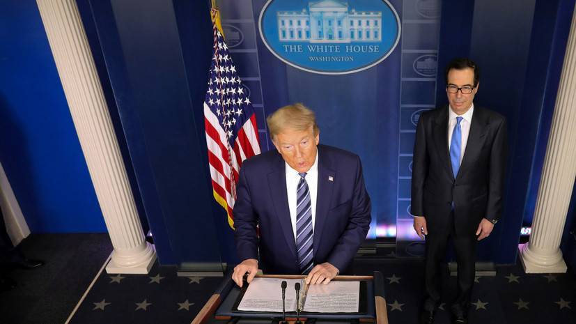 Дональд Трамп - Трамп планирует подписать документ о приостановке иммиграции 22 апреля - russian.rt.com - Сша