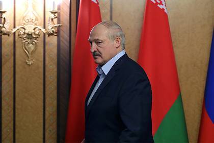 Александр Лукашенко - Наталья Эйсмонт - Лукашенко отложил послание народу и парламенту - lenta.ru - Белоруссия