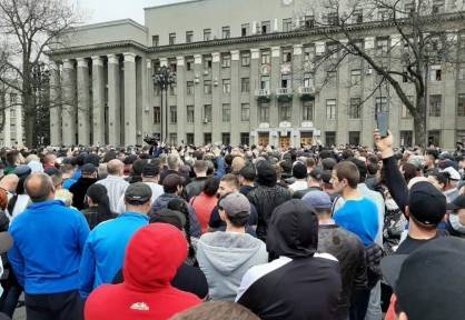Дело о насилии в отношении полиции завели после акции протеста во Владикавказе - vm.ru - Россия - республика Алания - Владикавказ