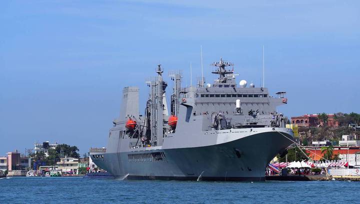 Цай Инвэнь - Два тайваньских адмирала отправлены в отставку после вспышки коронавируса на корабле - vesti.ru - Тайвань