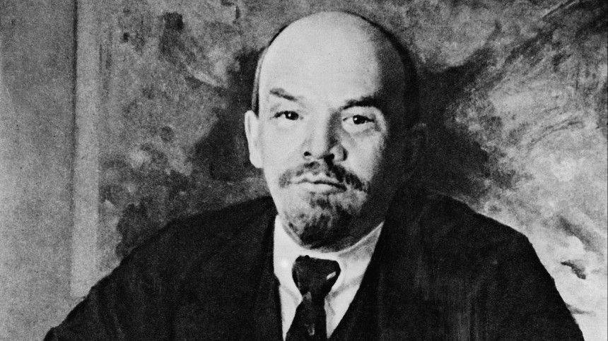 Владимир Ленин - Как в условиях самоизоляции в России отметили день рождения Ленина - 5-tv.ru - Россия - Санкт-Петербург
