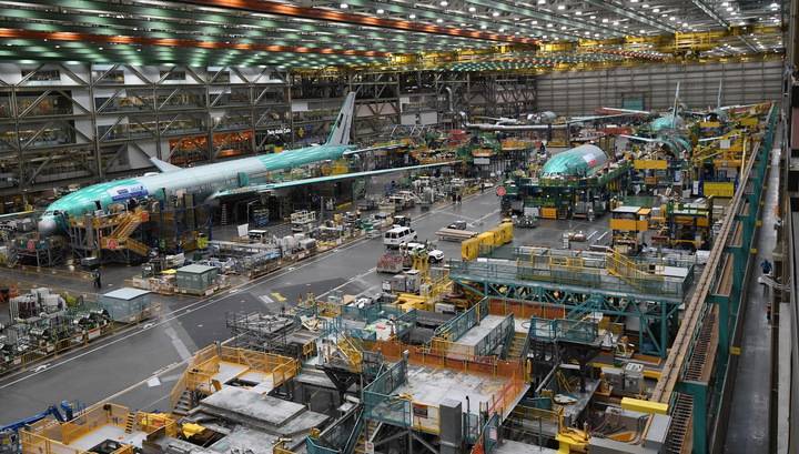 Boeing собирается уволить каждого десятого сотрудника - vesti.ru - Франция