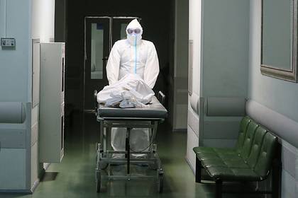 Джонс Хопкинс - Число умерших россиян с коронавирусом выросло до 555 - lenta.ru