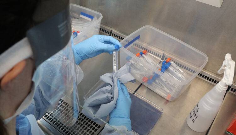 Российские ученые решили опробовать гелий в лечении коронавируса - newtvnews.ru - Москва