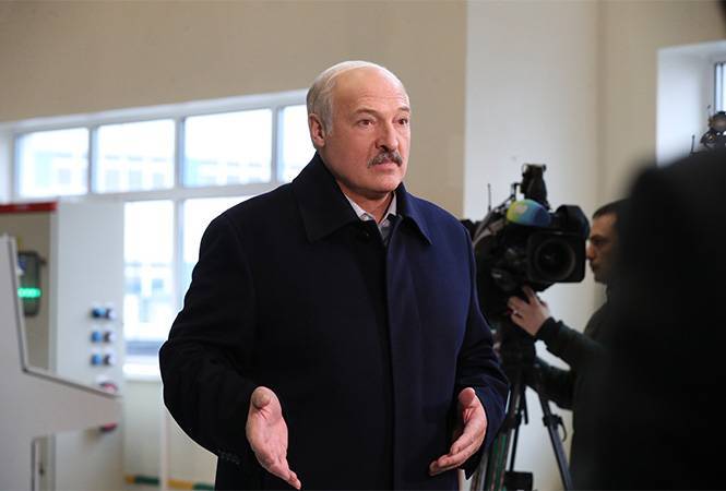 Александр Лукашенко - Лукашенко: Беларусь не станет отмахиваться от рекомендаций ВОЗ, но будет действовать соответственно ситуации - belsat.eu - Белоруссия