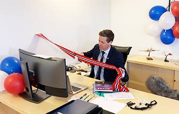 Норвежский министр при открытии подводного тоннеля перерезал ленточку из своего офиса - charter97.org - Норвегия - Осло