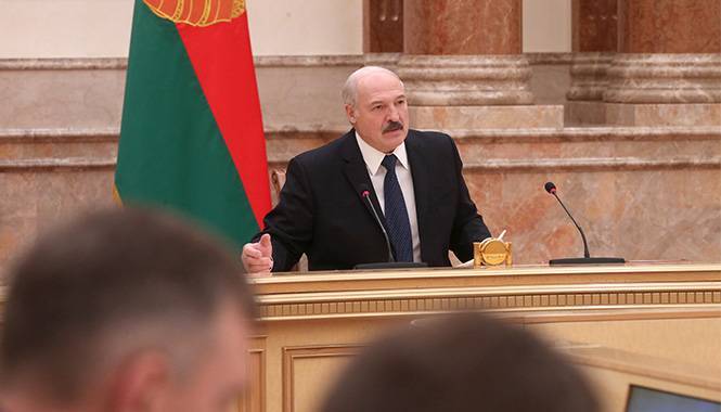 Александр Лукашенко - Лукашенко назвал «золотым фондом» белорусов, переболевших COVID-19 - naviny.by - Белоруссия