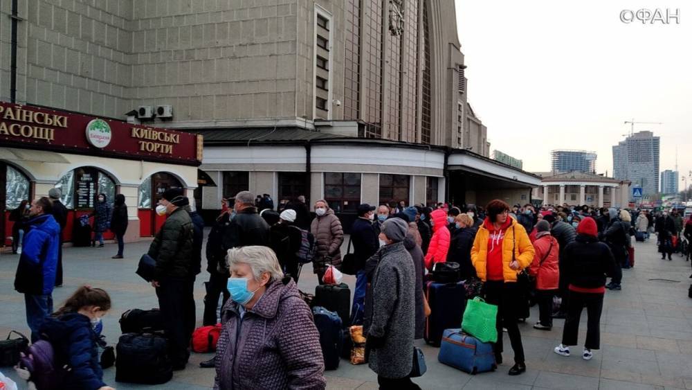 Киевский экономист предрек нищету 60% украинцев после окончания карантина - riafan.ru - Украина - Киев